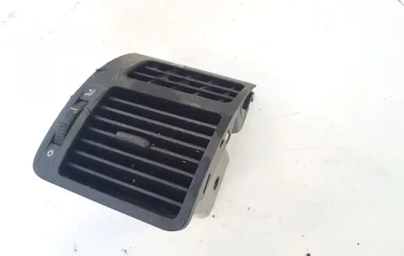 Volkswagen Touran I Dash center air vent grill 1t0819704a