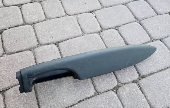 Opel Zafira C Rear door check strap stopper