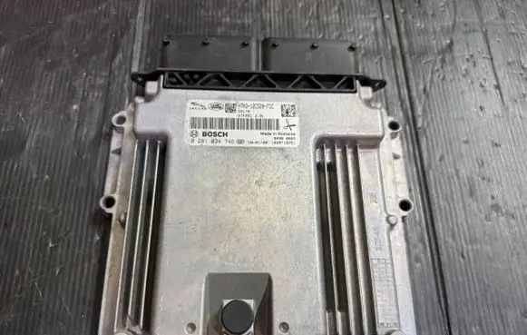 Jaguar F-Pace Engine control unit/module H7A312C520FDC 1039T18751 0281034746