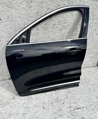 Ford Kuga III Front door