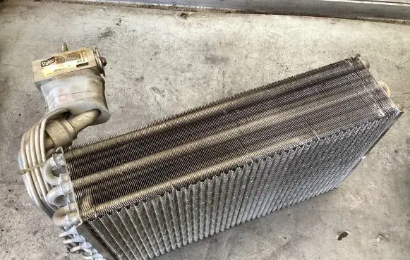 Air conditioning (A/C) radiator (interior)