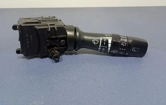 Hyundai ix20 Other switches/knobs/shifts 934202K560
