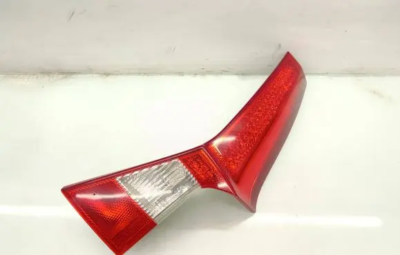 Volvo V70 Tailgate rear/tail lights 