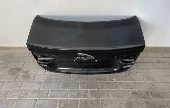 Jaguar XE Tailgate/trunk/boot lid 1710 7340626