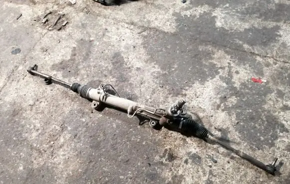 Toyota Corolla Verso AR10 Steering rack