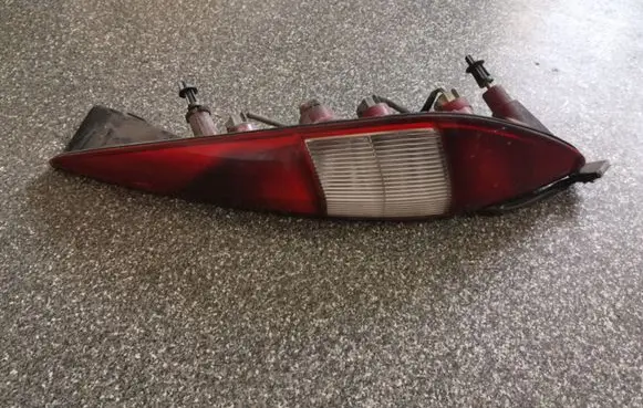 Ford Mondeo Mk III Rear/tail lights
