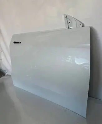 Tesla Model Y Juniper Front door 149353800D 01423