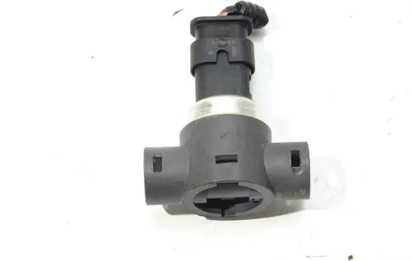 Volvo V40 Fuel pressure sensor 31432653