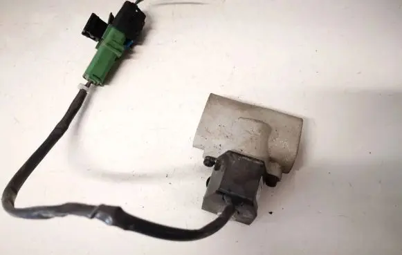 Air conditioning (A/C) expansion valve