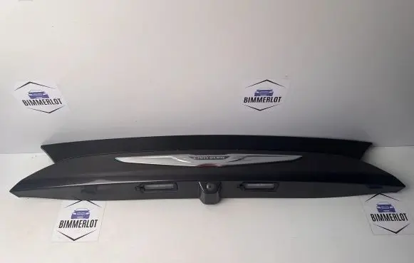Chrysler Pacifica Tailgate/trunk spoiler 5RL88LAUAF