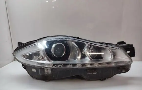 Jaguar XJ X351 Headlight/headlamp AW9313W029CD