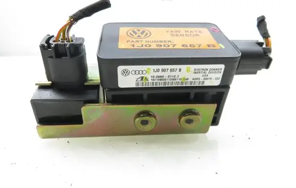 Volkswagen Golf IV ESP acceleration yaw rate sensor 1J1907637B 1J0907657B 1J0907651A