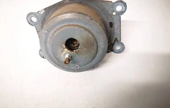 Opel Astra H Engine mount bracket 13159995