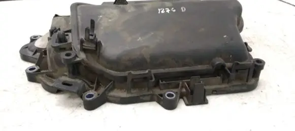 Renault Latitude (L70) Rocker cam cover 8200822582