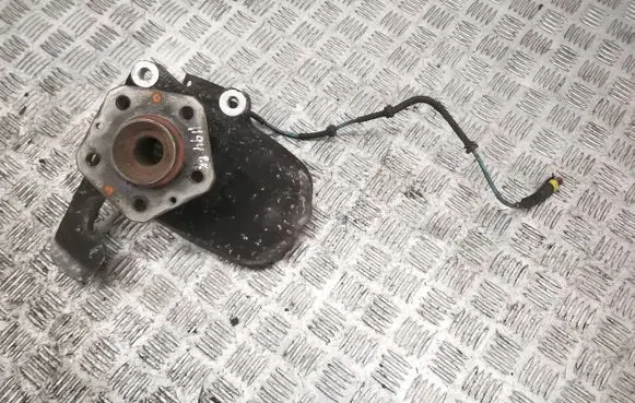 Maserati Quattroporte Front wheel hub
