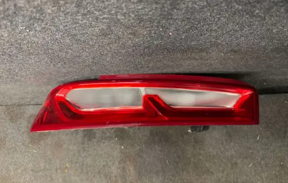 Chevrolet Camaro Rear/tail lights 84136772 F00HTG404913 020917C