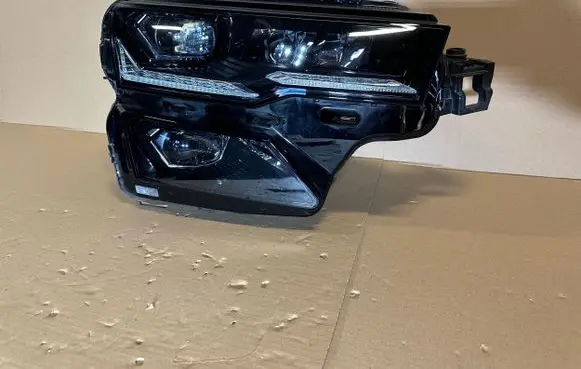 Skoda Karoq Headlight/headlamp 57B941036B 04082023 125756