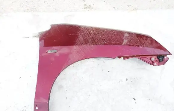 Suzuki Liana Fender Vysnine