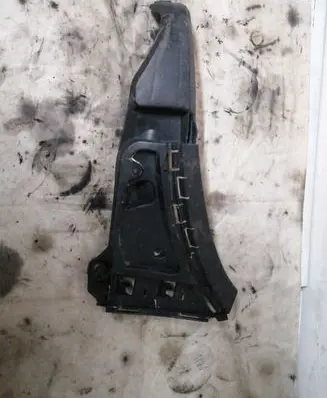 Volvo XC90 Front bumper mounting bracket 08620564