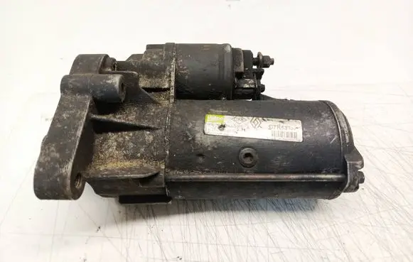 Renault Trafic II (X83) Starter motor D7R53