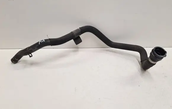 Volkswagen Touareg I Engine coolant pipe/hose 7L6122109D