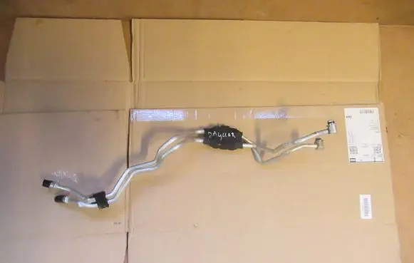 Jaguar F-Pace Air conditioning (A/C) pipe/hose HK837R081BD