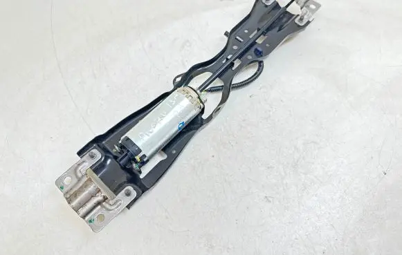 Honda Accord Seat adjustment motor 234392040200 122827B04101875 4392040200