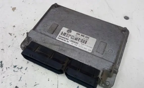 Volkswagen Polo Trunk lid opening control unit 