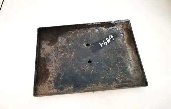 Nissan Qashqai Battery box tray 24428jd20a