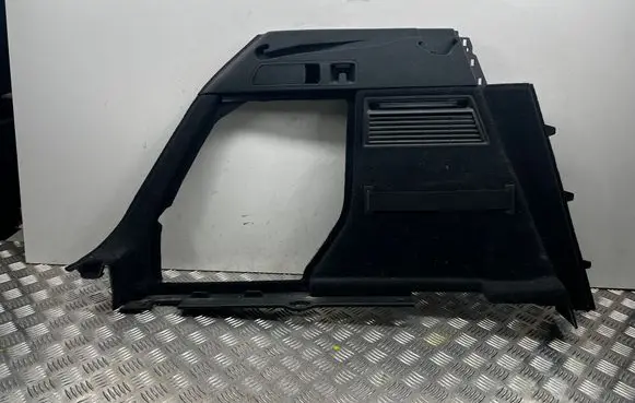Trunk/boot lower side trim panel