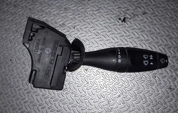 Ford Mondeo Mk III Wiper control stalk