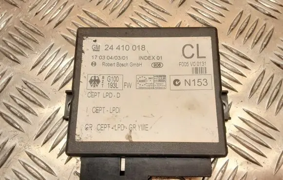 Opel Zafira A Comfort/convenience module 24410018