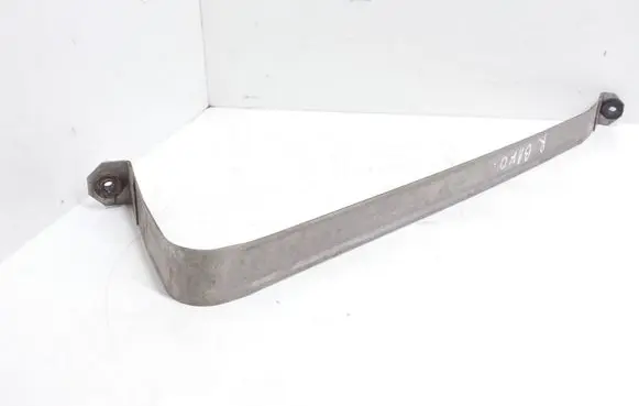 BMW 5 E60 E61 Fuel tank mounting bracket 6760768