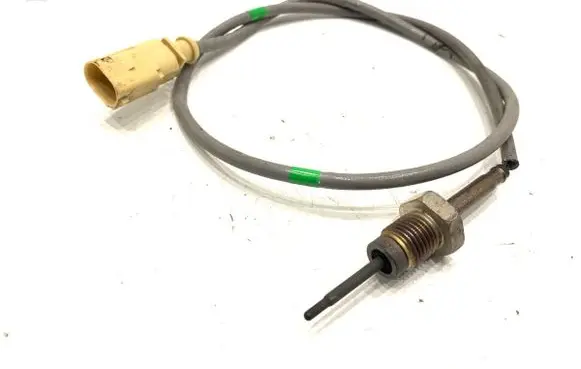 Volkswagen PASSAT B8 Exhaust gas temperature sensor 04L906088JG