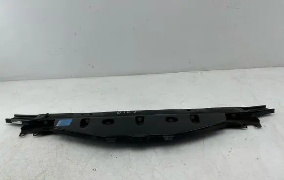 BMW 5 F10 F11 Top upper radiator support slam panel 7200690