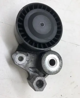 Mazda 3 III Generator/alternator belt tensioner PE0315980 K0255