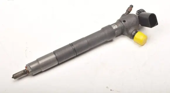 Skoda Fabia Mk3 (NJ) Fuel injector 04B130277J