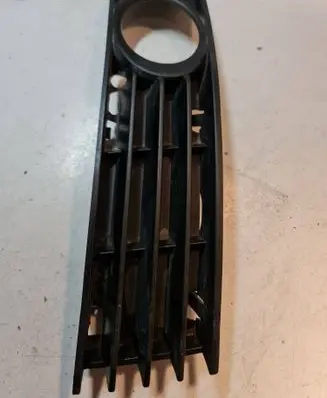 Audi A4 S4 B6 8E 8H Front bumper lower grill 8E0807682A