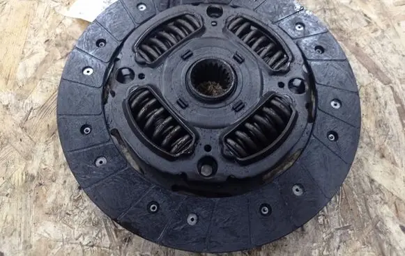 Renault Trafic II (X83) Clutch pressure plate 423079851JP