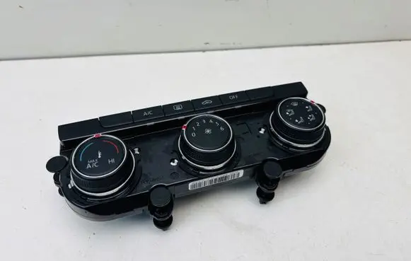 Volkswagen Golf VII Climate control unit 5G0907426M