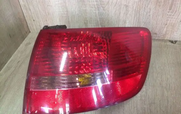 Audi A6 S6 C6 4F Rear/tail lights