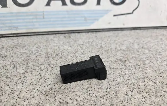BMW 5 E60 E61 Brake pedal sensor switch 6967601 314688962