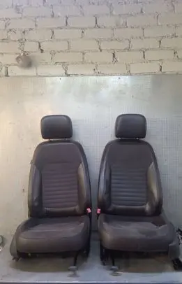 Volkswagen PASSAT B7 Seat and door cards trim set