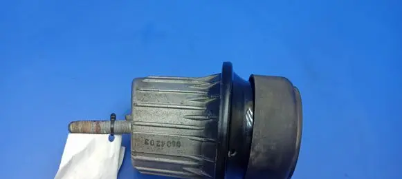 Lexus GS 300 350 430 450H Engine mount bracket 0604203