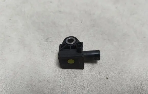 Volkswagen Tiguan Airbag deployment crash/impact sensor 5Q0959651B
