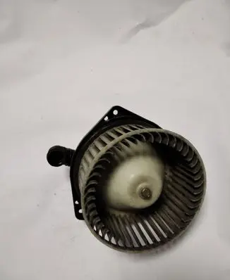 Nissan Almera Heater fan/blower 12VK8121