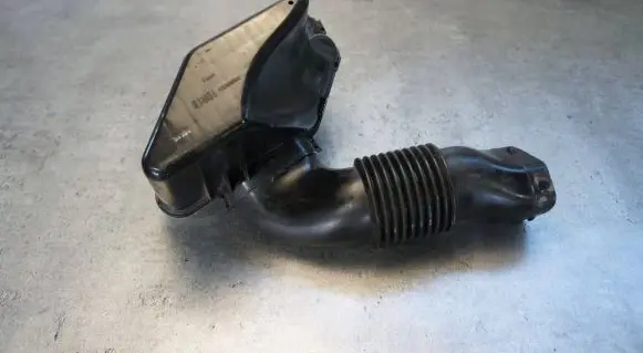 Infiniti FX Intake resonator 1DR1B