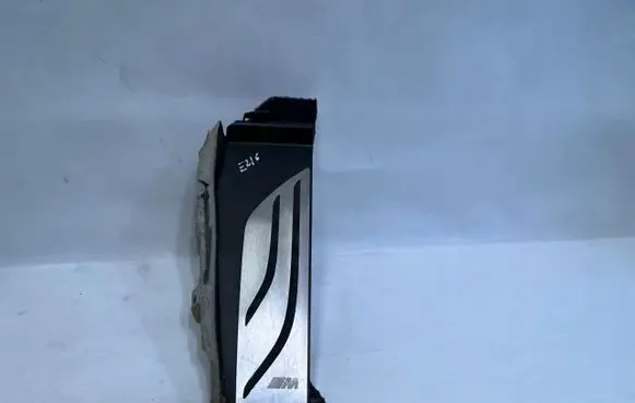 BMW 3 GT F34 Voltmeter nakadka