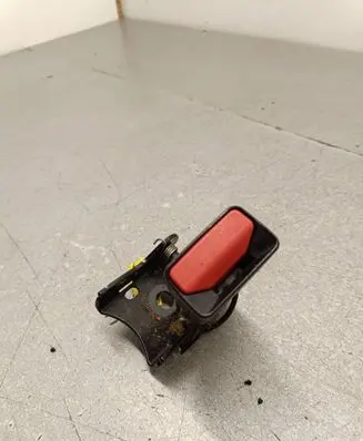 Volvo V60 Rear seatbelt buckle 31250659 20141016