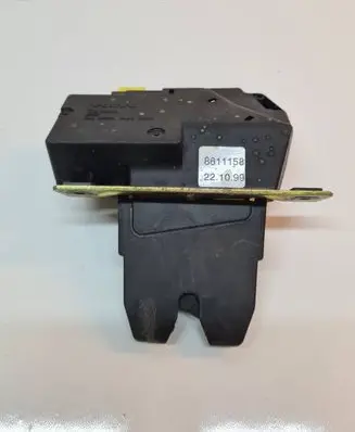 Volvo C70 Tailgate/trunk/boot lock/catch/latch 8611158 9444090